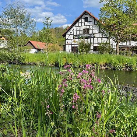 Landhotel Der Distelhof Mit Scheunencafe Dillstadt Exteriér fotografie