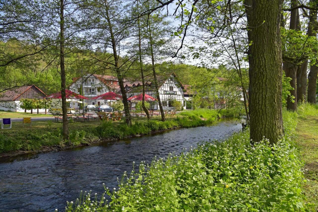 Landhotel Der Distelhof Mit Scheunencafe Dillstadt Exteriér fotografie